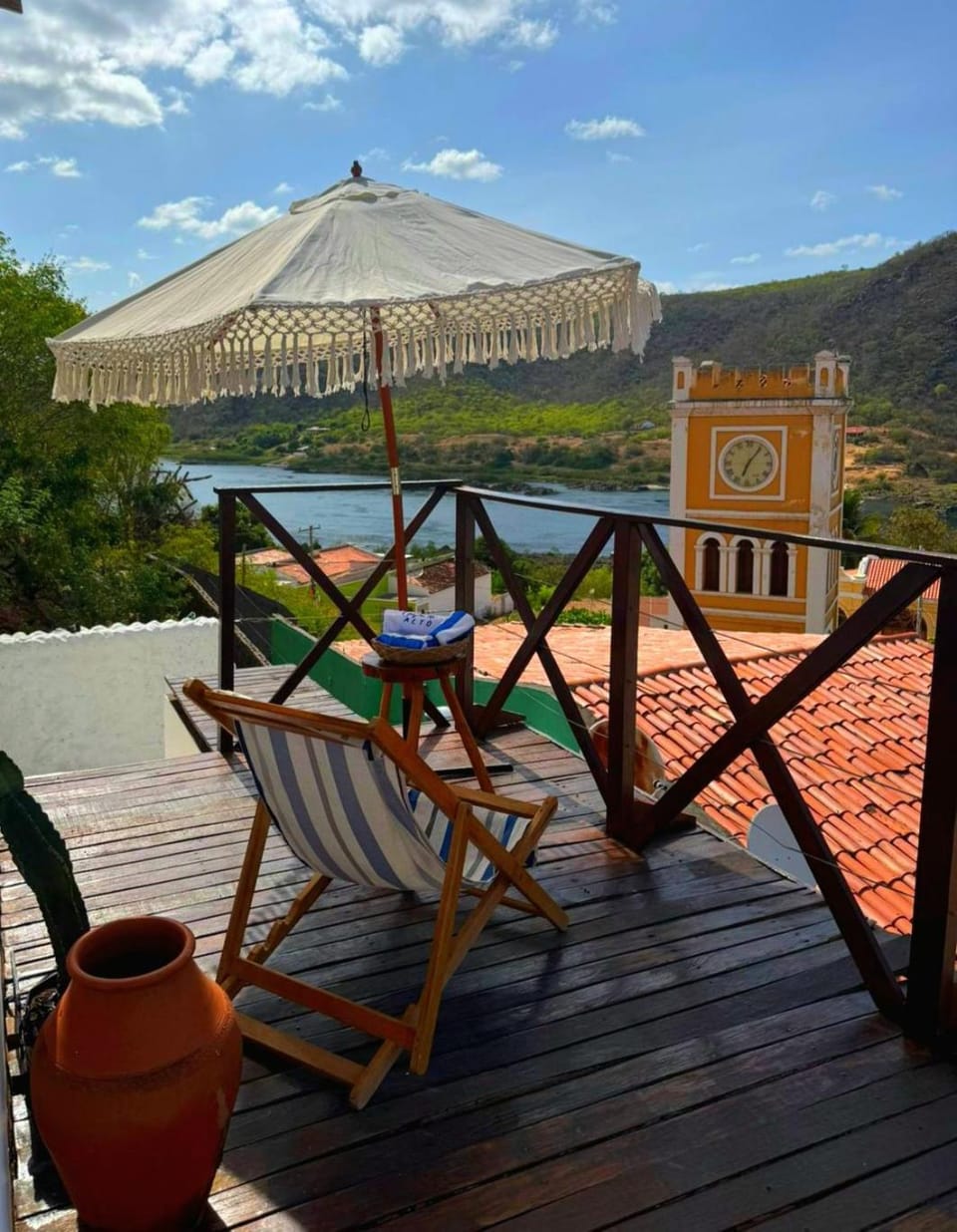 Casa do Alto Piranhas House in State of Sergipe, Brazil