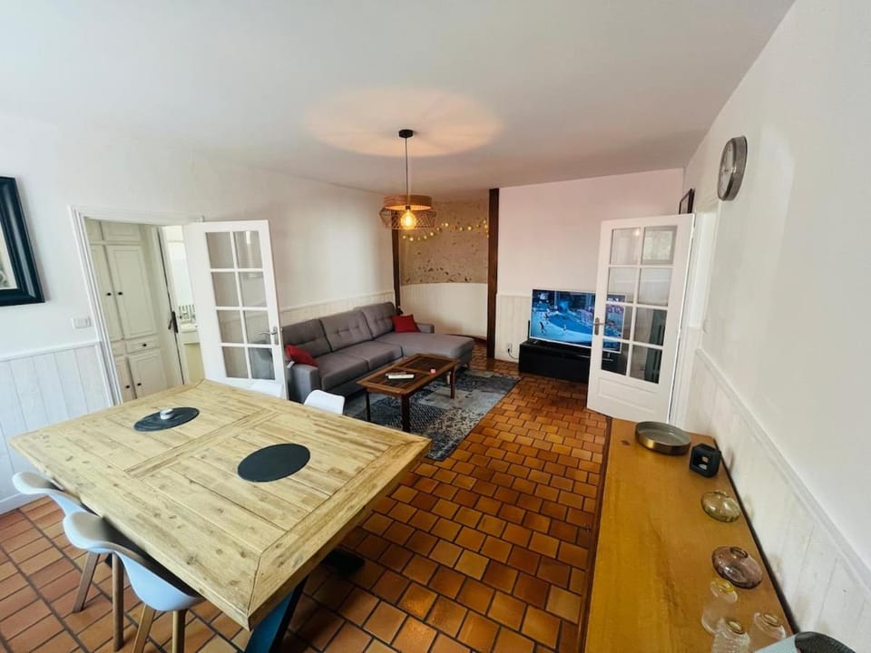 maison cosy avec jardin House in Centre-Val de Loire