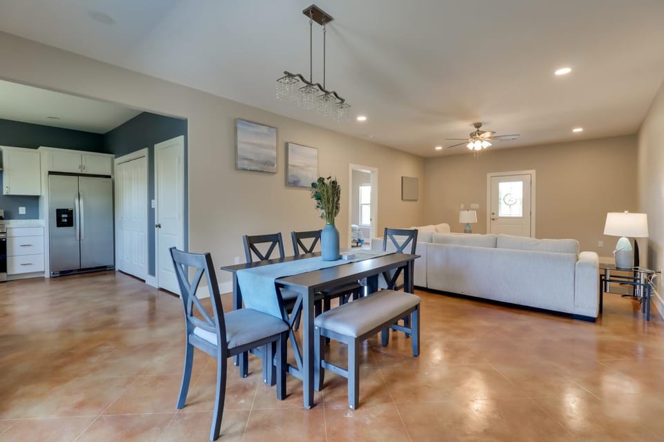 Quiet Hill Country Home 1 Mi to Lake LBJ Access! Apartment in Granite Shoals