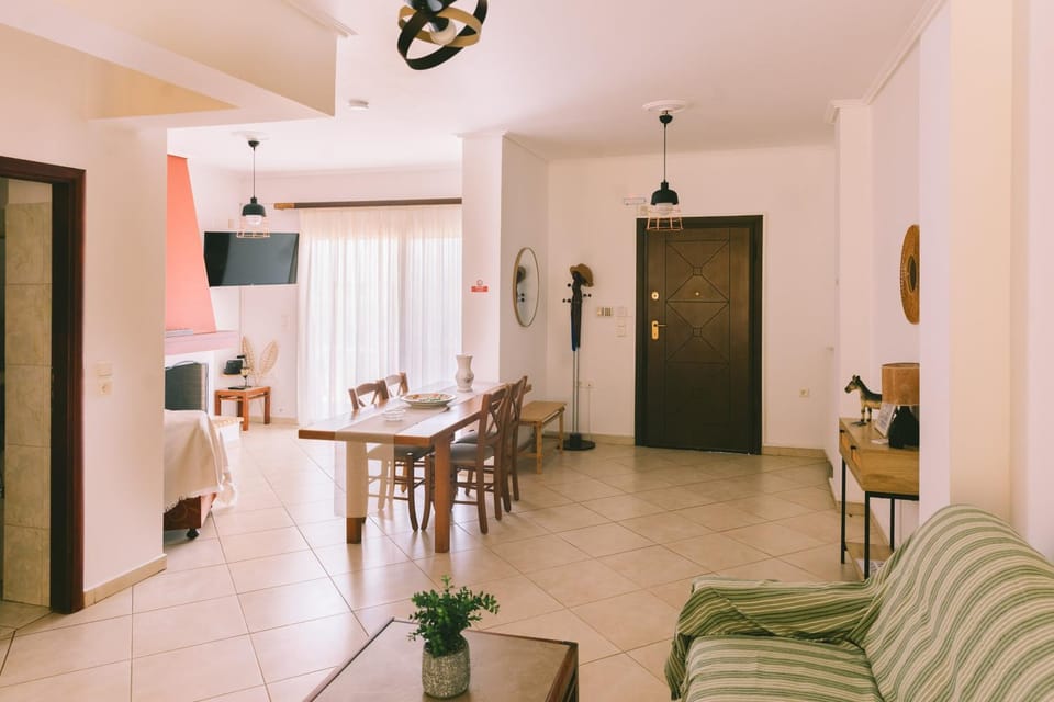 Property building, Living room, Lounge or bar