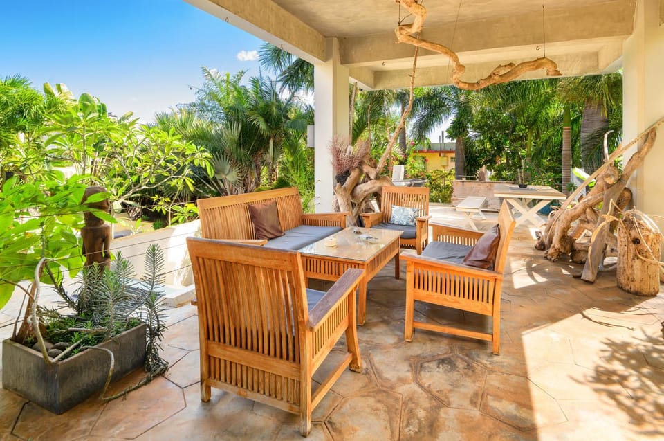 Patio, Spring, Day, Garden, View (from property/room), Balcony/Terrace, Seating area, Dining area, Garden view