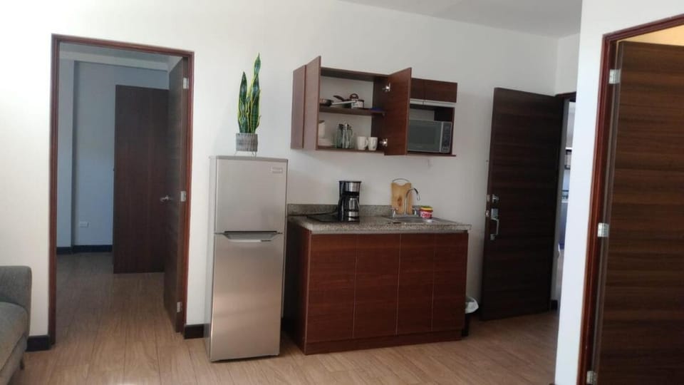 Oak 3c Private Studio in Zone 10 Apartment in Guatemala City