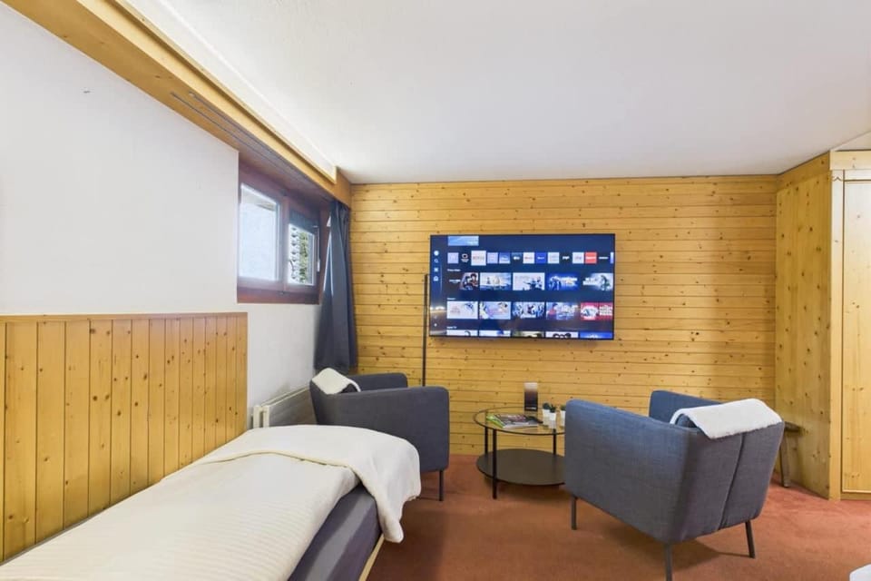 Central suite to stay for 2 experience Saas-Fee Inn in Saas-Fee