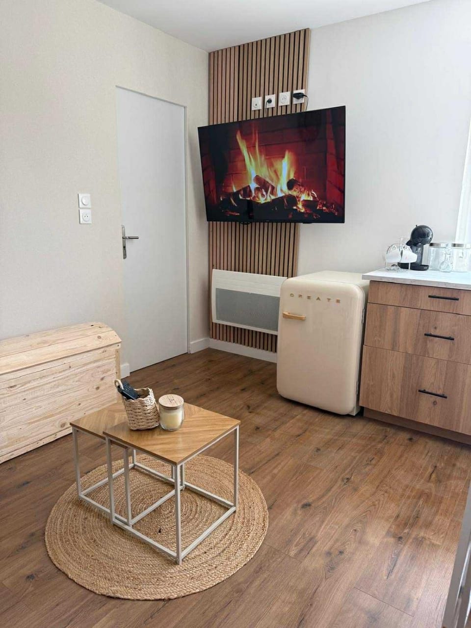 TV and multimedia, Seating area