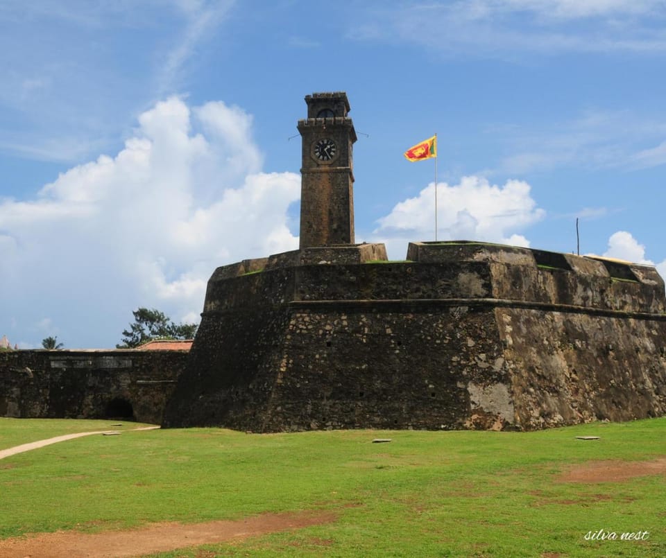 Nearby landmark, Day, Landmark view