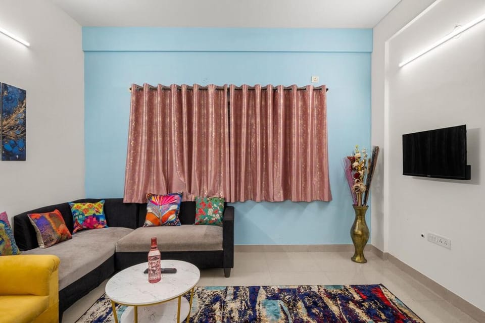 TV and multimedia, Living room, Seating area