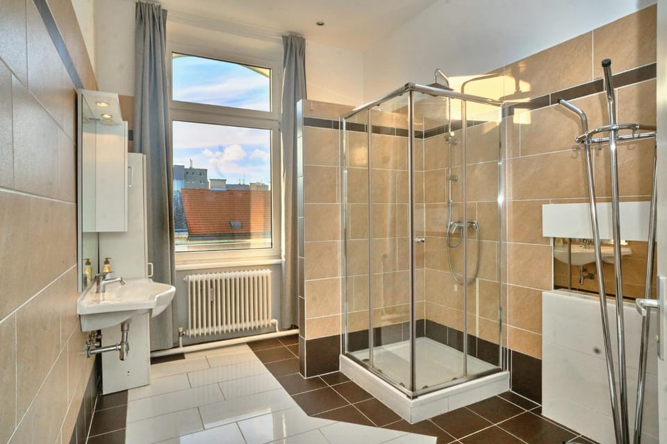 2 bedrooms & free parking Apartment in Vienna