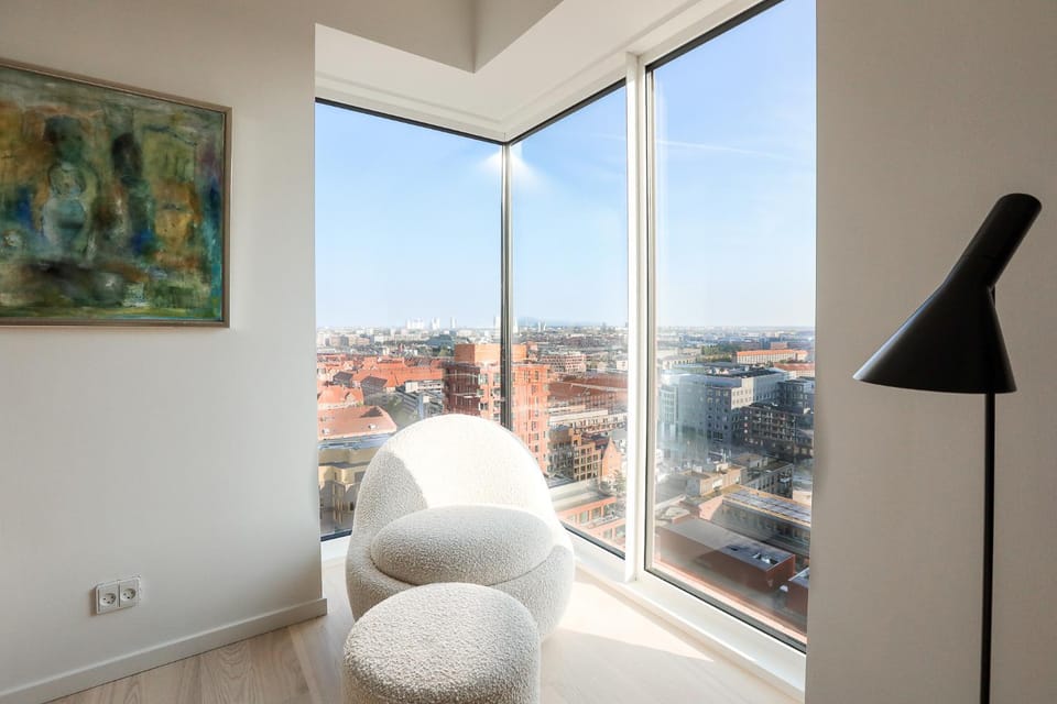 Modern Minimalist Apartment with Panoramic Views Apartment in Frederiksberg