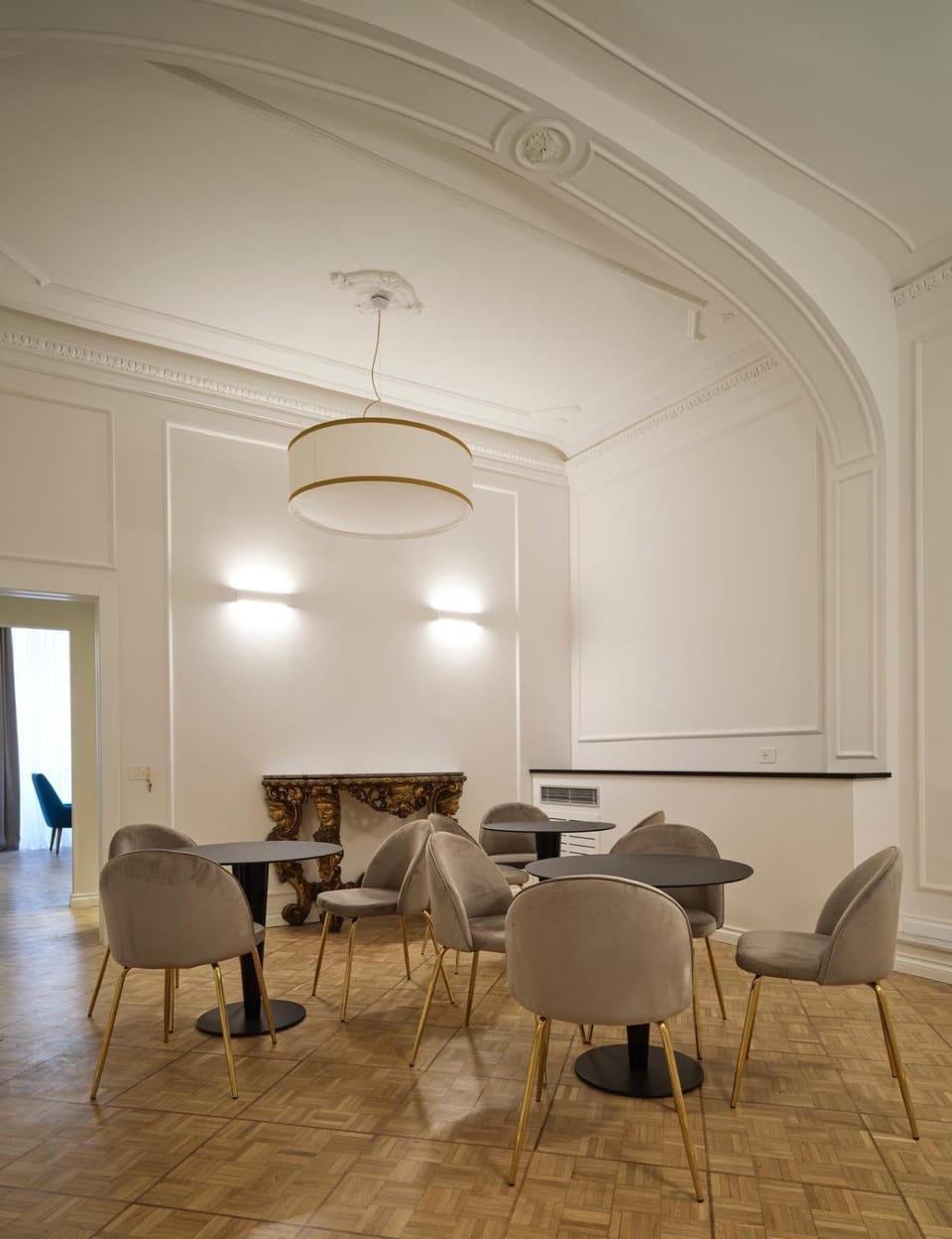 Communal lounge/ TV room