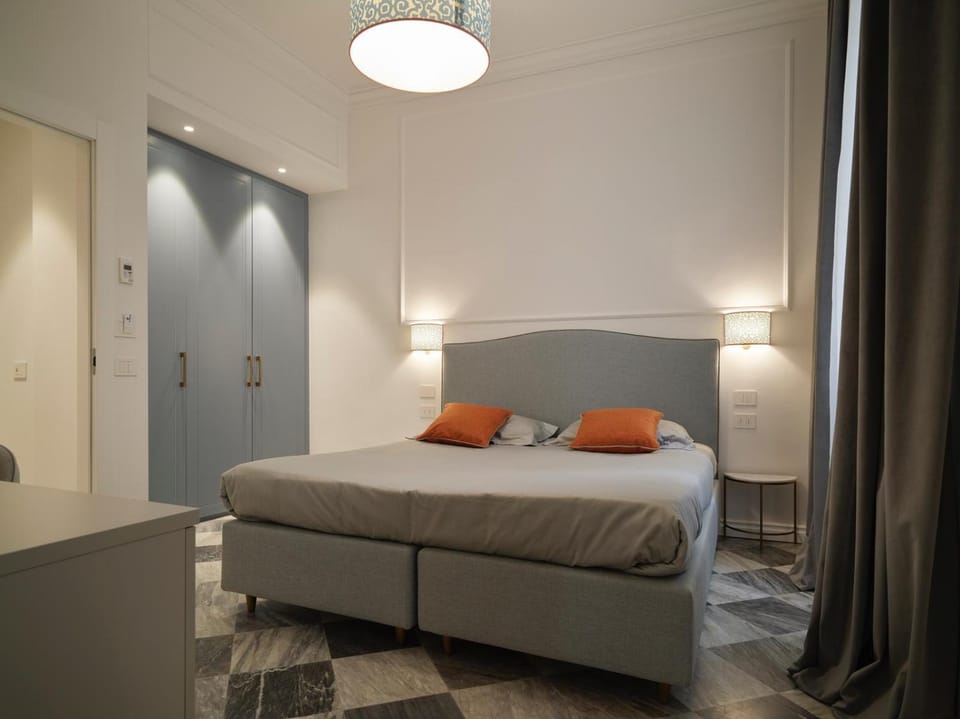 Bed, Photo of the whole room, Bedroom, wardrobe