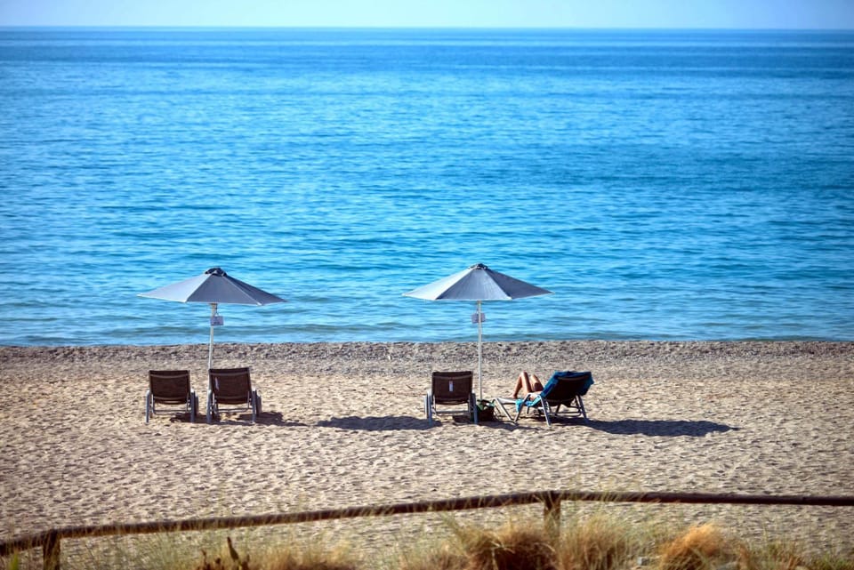 Day, Natural landscape, Beach, sunbed