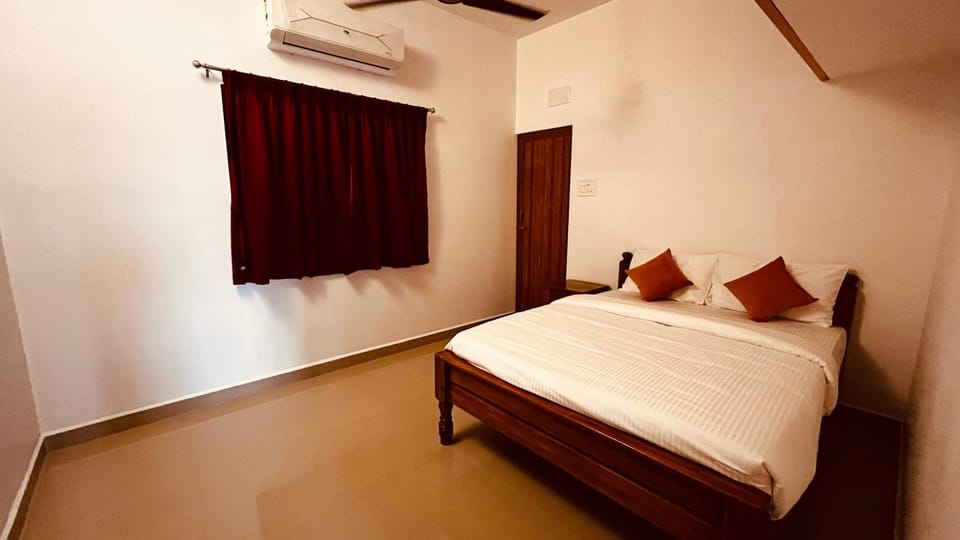 Saro Luxury - sea view Villa in Puducherry, India
