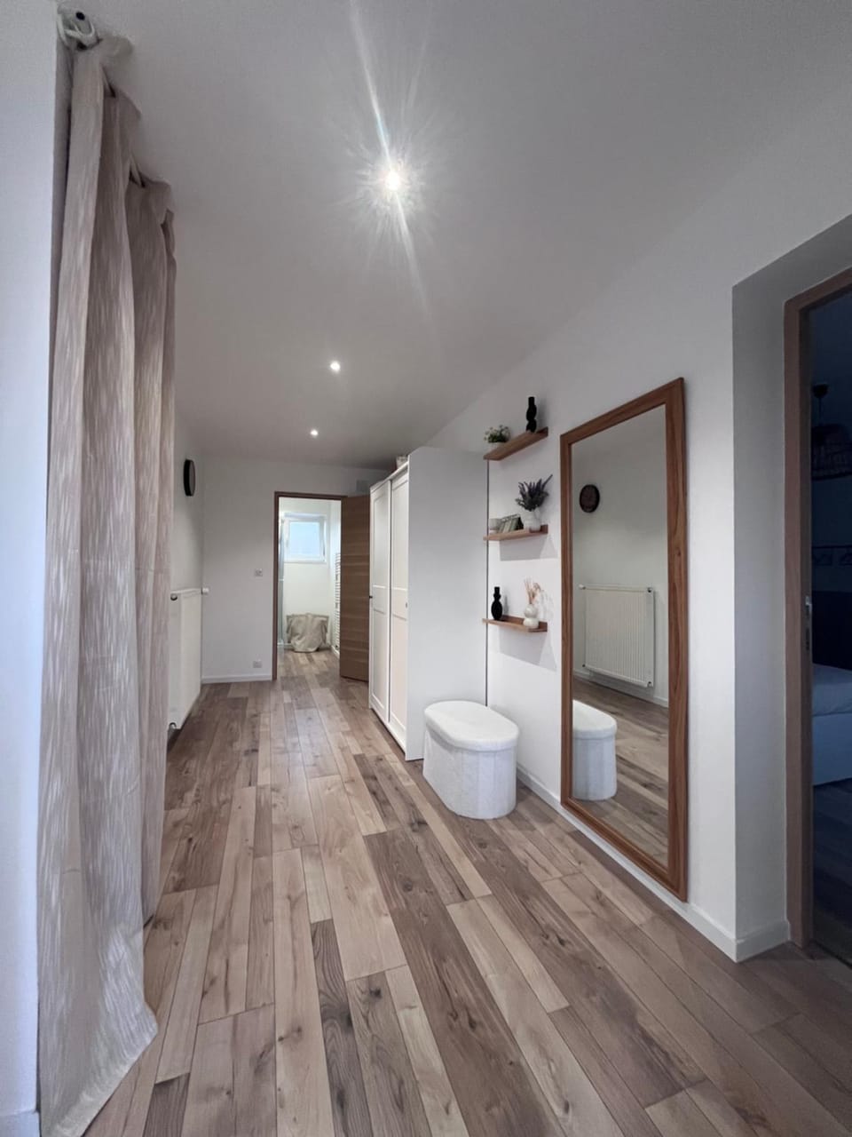 storage, wardrobe