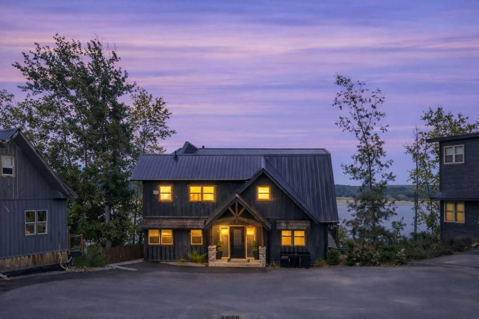 Skys the Limit - Pool - Theater - Views House in Douglas Lake