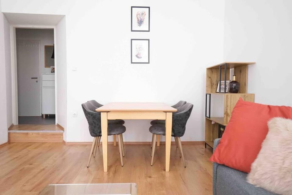 Modern living in city center - fully equipped House in Vienna
