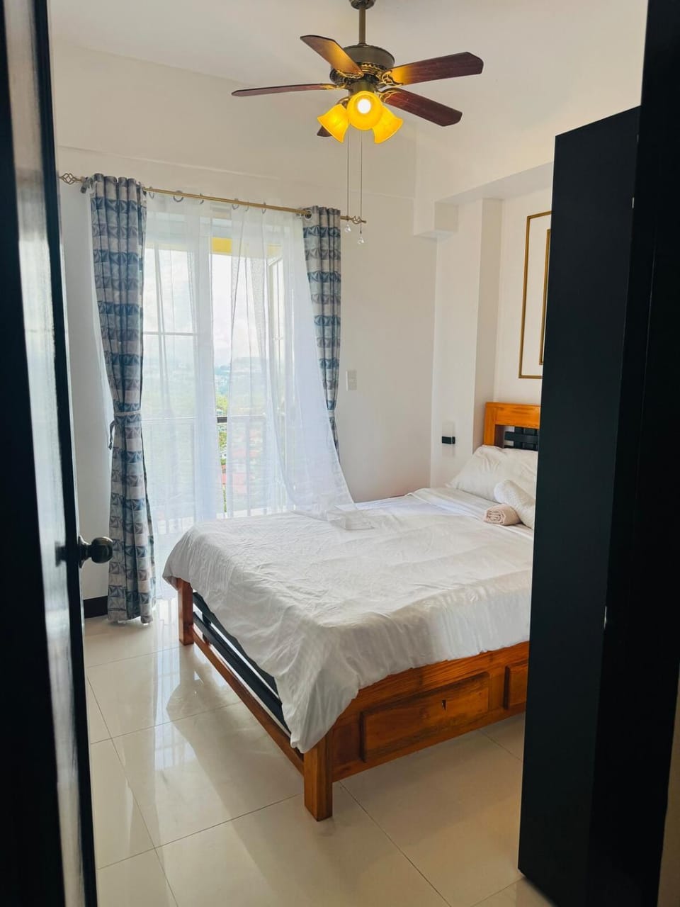 2BR with Veranda, Unli Netflix, Wifi Apartment in Baguio