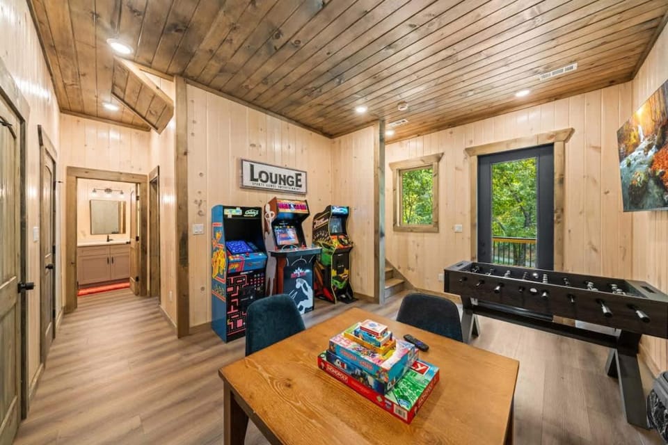 Bobber Bungalow - Boat Float Relax House in Douglas Lake