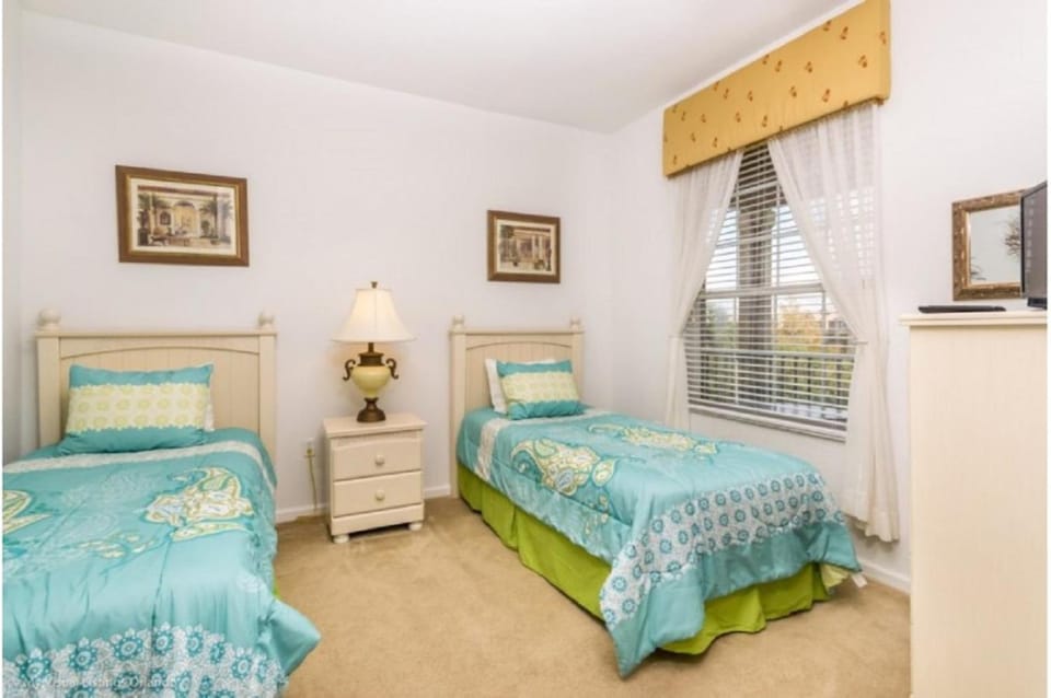 Three-Bedroom Townhome Kissimmee House in Bay Lake