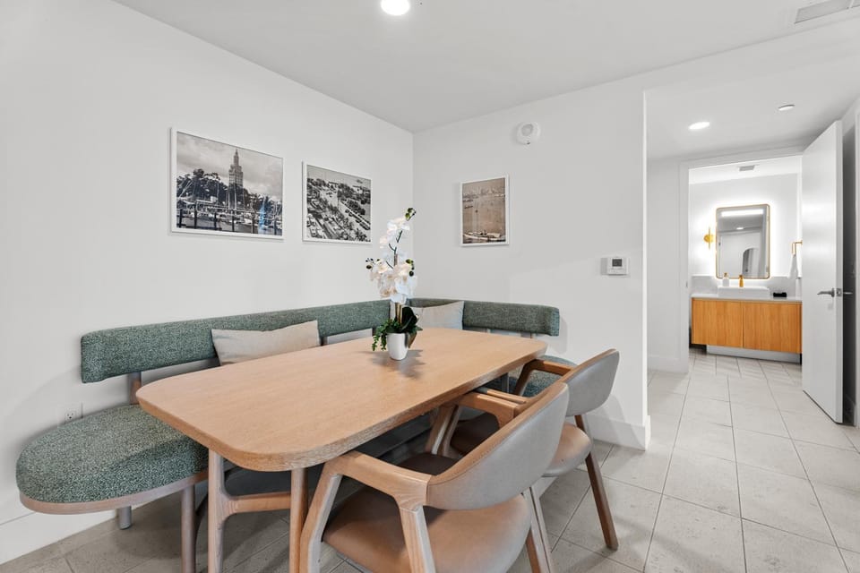 Modern 2BR-2BA in Downtown Apartment in Miami