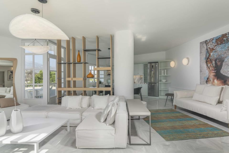 Living room, Seating area