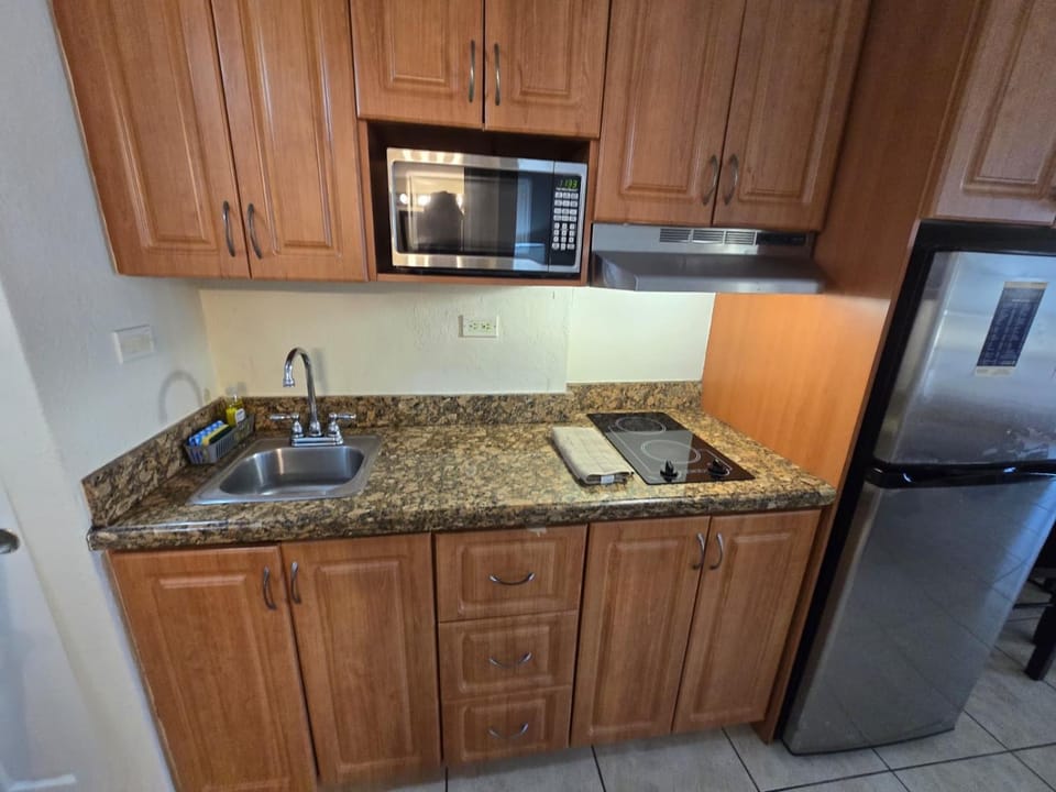 Estudios con y sin balcón en Sunny Isles Beach Apartment in Sunny Isles Beach