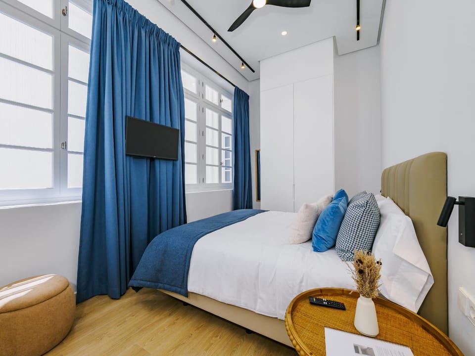 Cubo's Especeria Malaga Apartment for Adults Apartment in Malaga