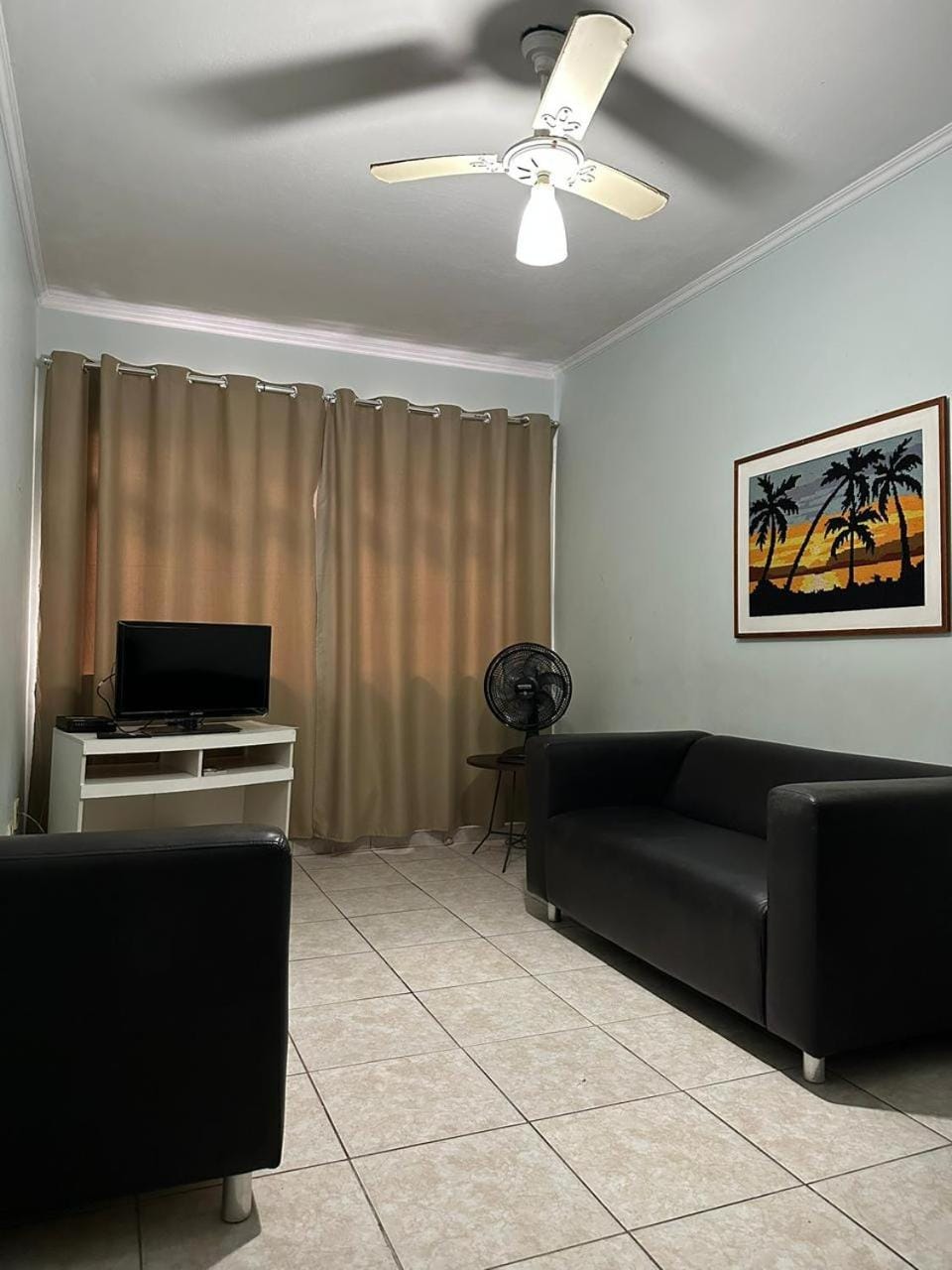 Communal lounge/ TV room, Living room
