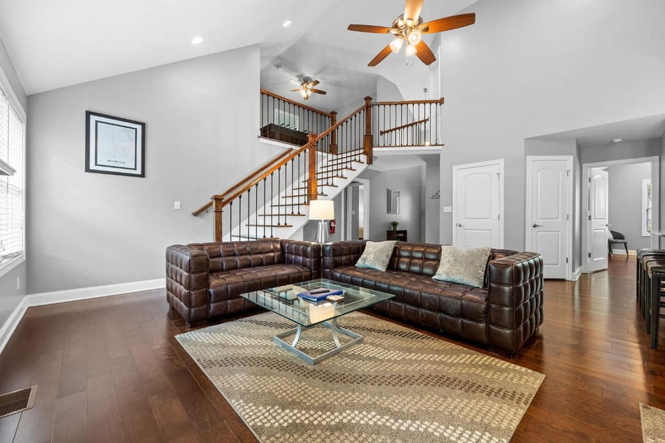 Geaux Mountains by American Patriot Getaways House in Pigeon Forge