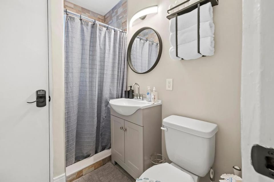 Wilton Manors Hideaway -Trendy Studio Near Beaches Apartment in Wilton Manors