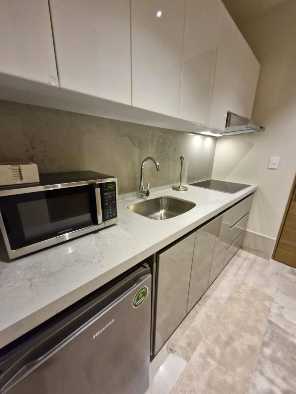 microwave, oven, kitchen