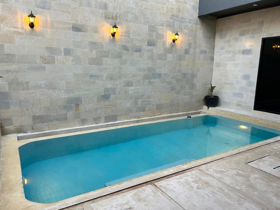 Pool view, Swimming pool