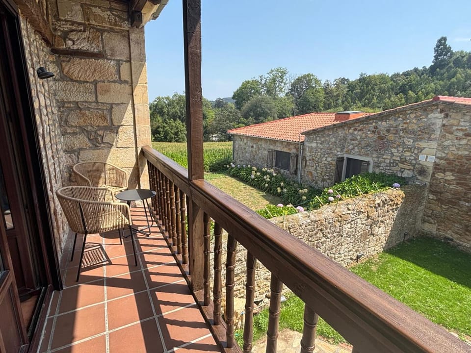 Property building, Balcony/Terrace
