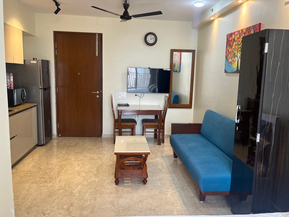 Communal lounge/ TV room, TV and multimedia, Living room