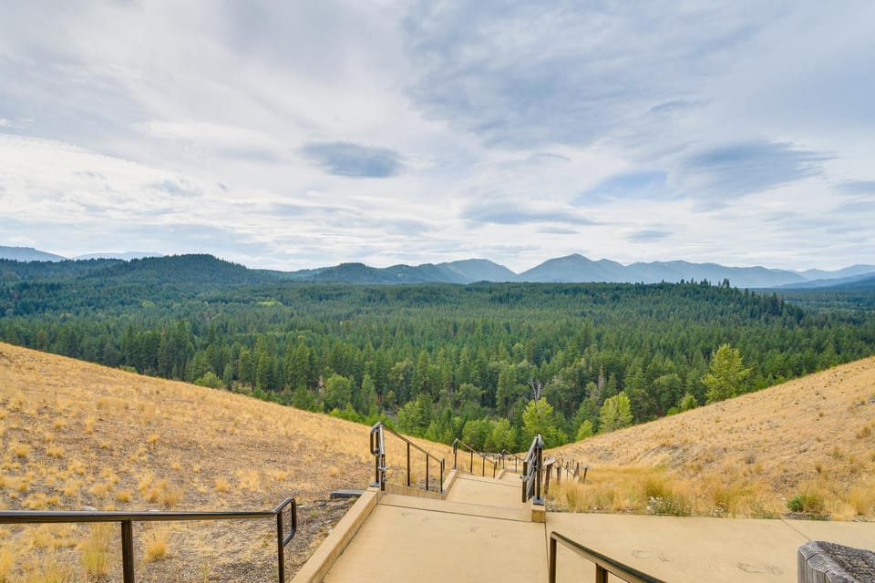 Suncadia Resort Condo Near Trails & River Access! House in Kittitas County