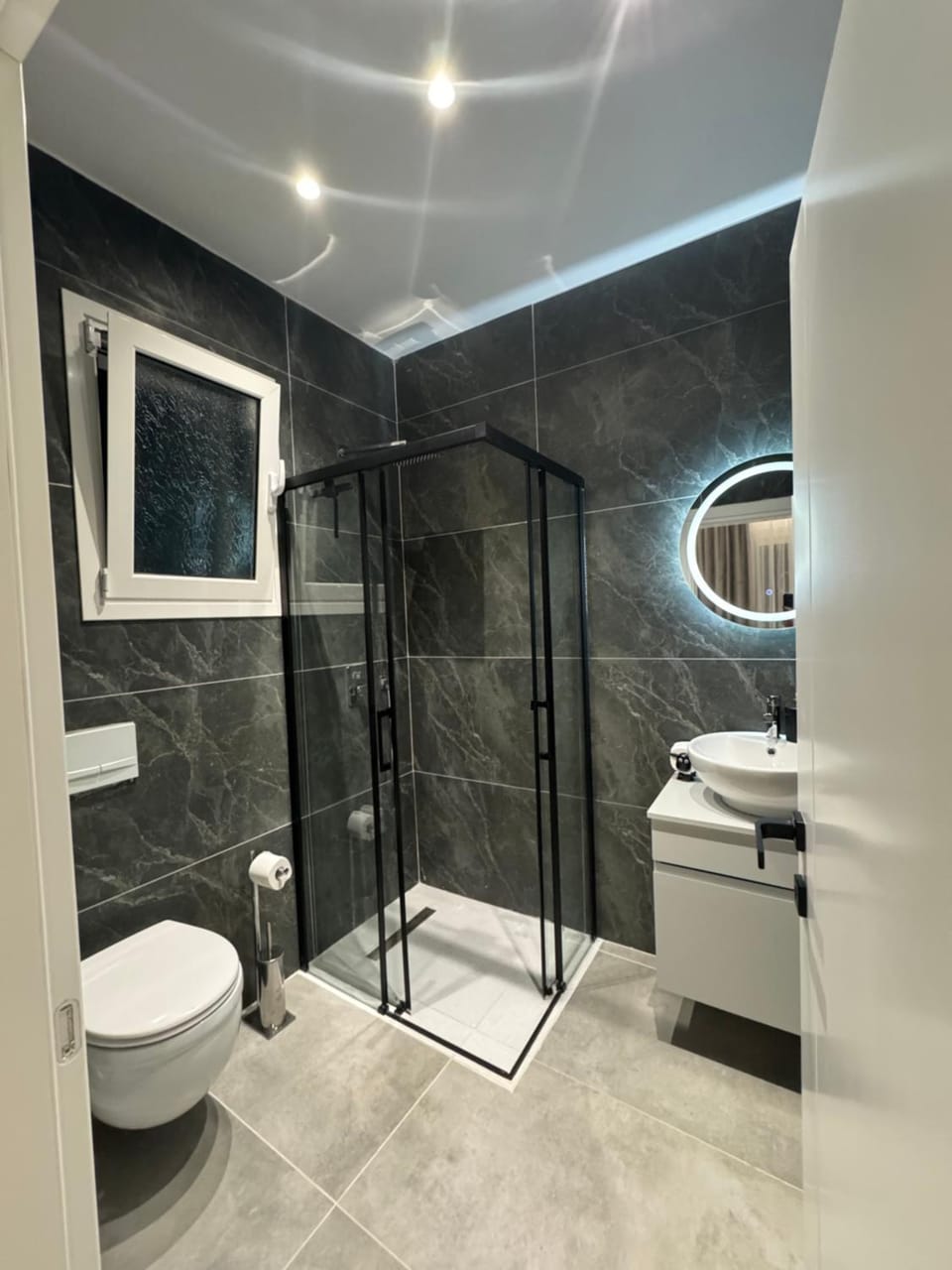 Shower, Toilet, Bathroom