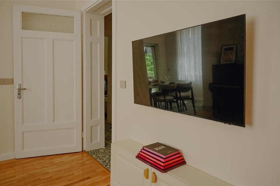 TV and multimedia, Living room