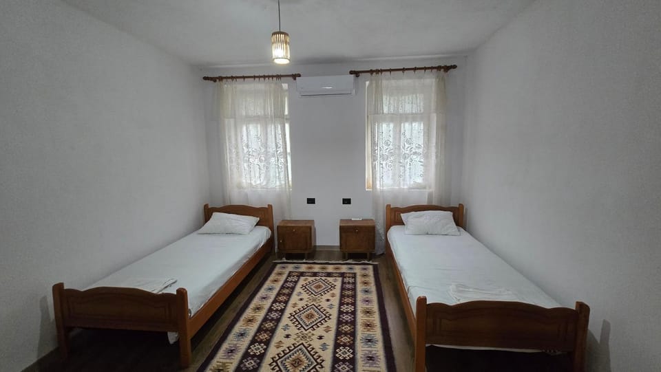 Bed, internet, air conditioner