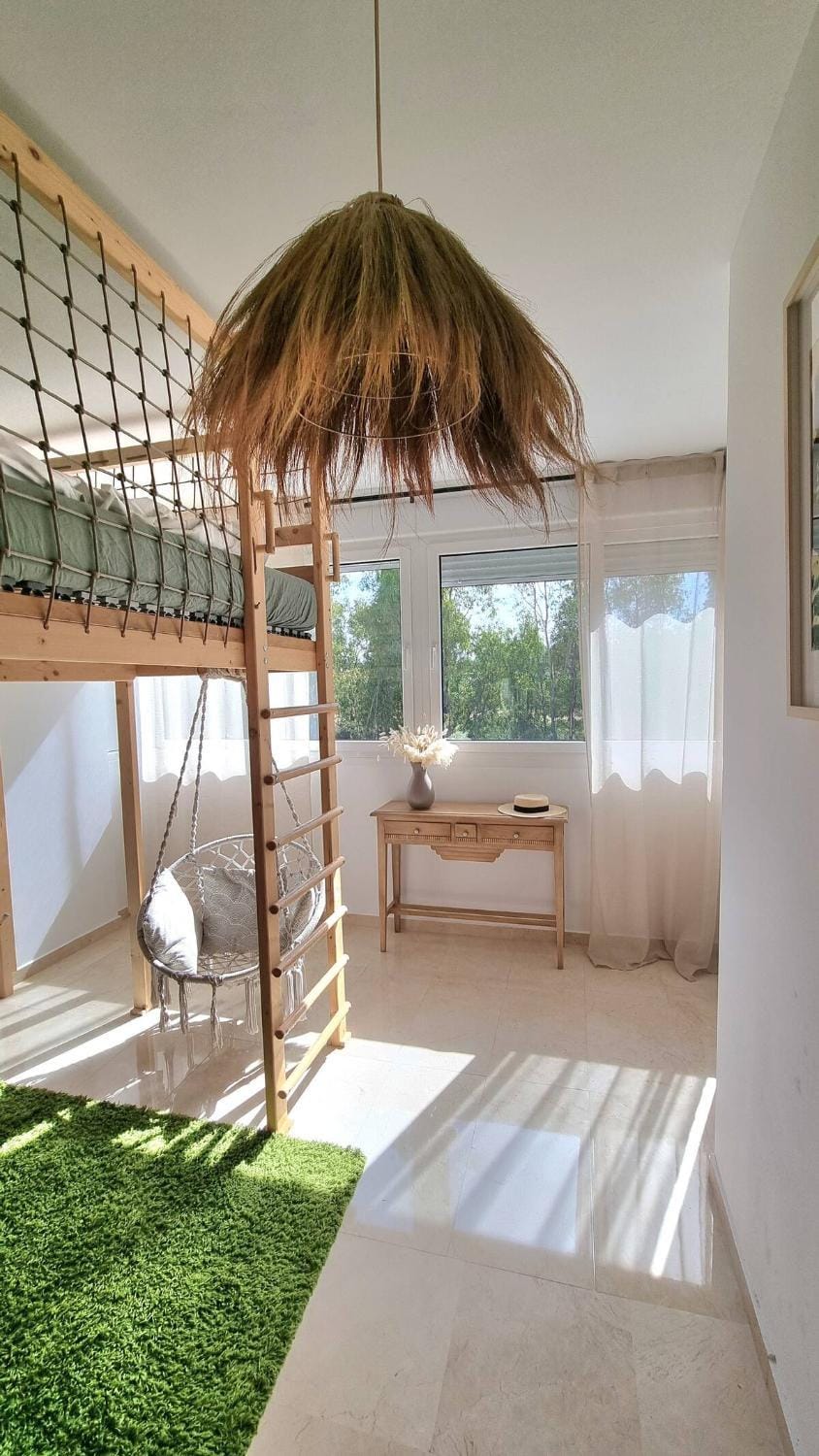 3-bedroom HOUSE with a private sunny garden and community pool in Marbella near Puerto Banús House in Marbella