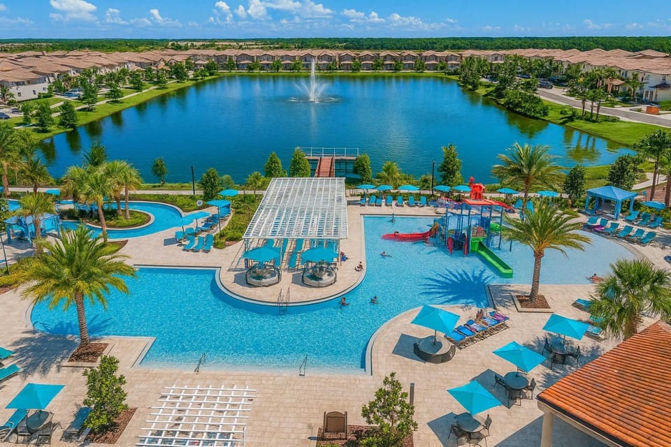 Nearby landmark, Aqua park, Lake view, Pool view, Swimming pool, sunbed