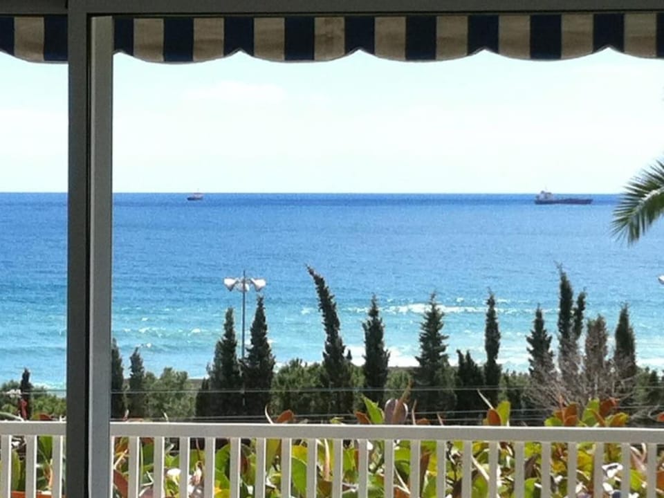 Natural landscape, View (from property/room), Balcony/Terrace, Sea view