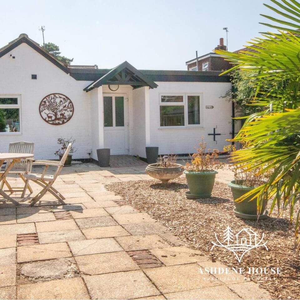 Property building, Patio, Garden, Garden view