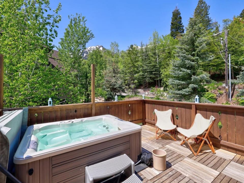 Hot Tub
