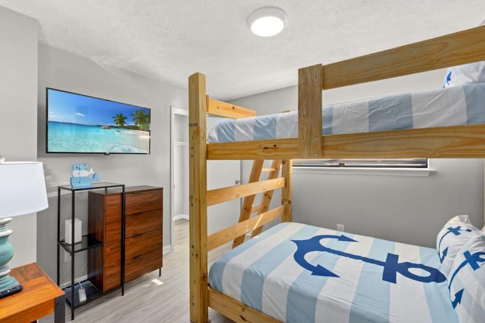 bunk bed