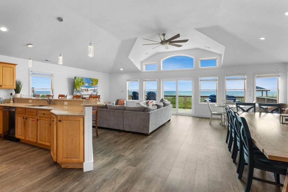 7008 - Coastal Haven House in Nags Head