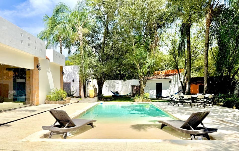 Pool view, Swimming pool