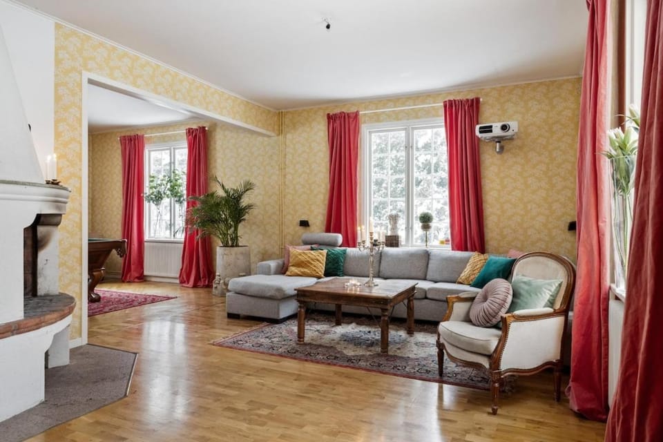 Private mansion for family, friends or colleagues Villa in Stockholm County