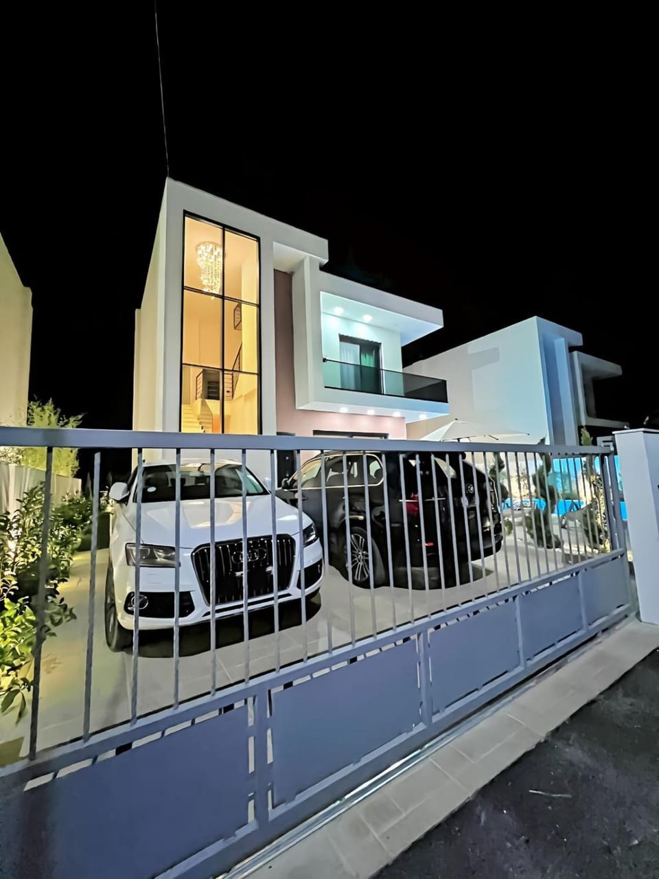 Property building, Parking