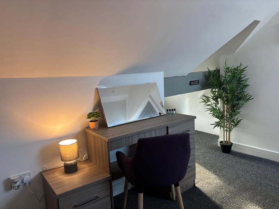 Porthcawl Heritage Guest House Bed and Breakfast in Porthcawl