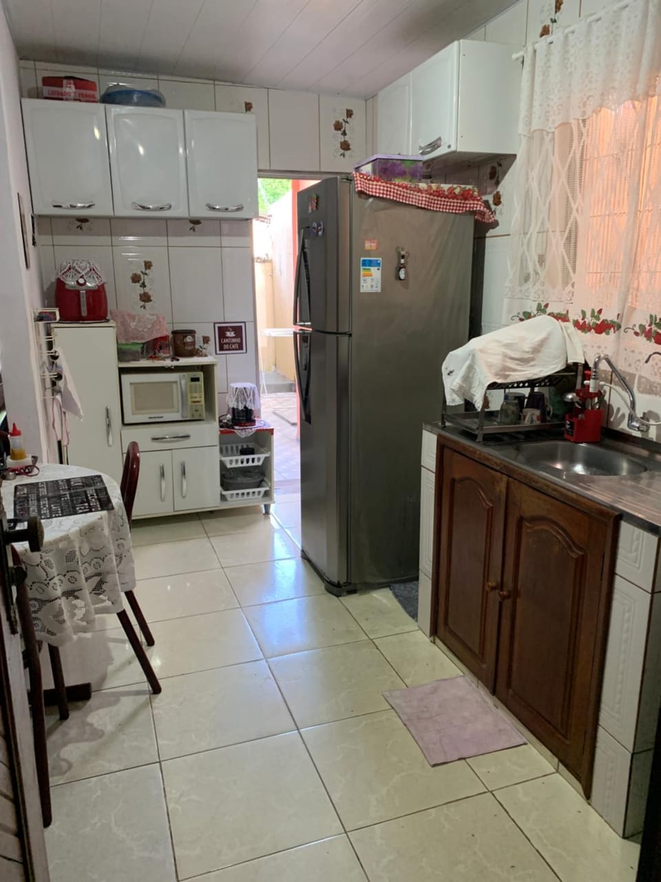 Kitchen or kitchenette, Dining area, oven, stove