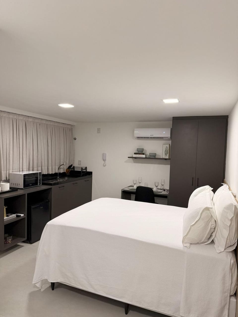 Kitchen or kitchenette, Photo of the whole room